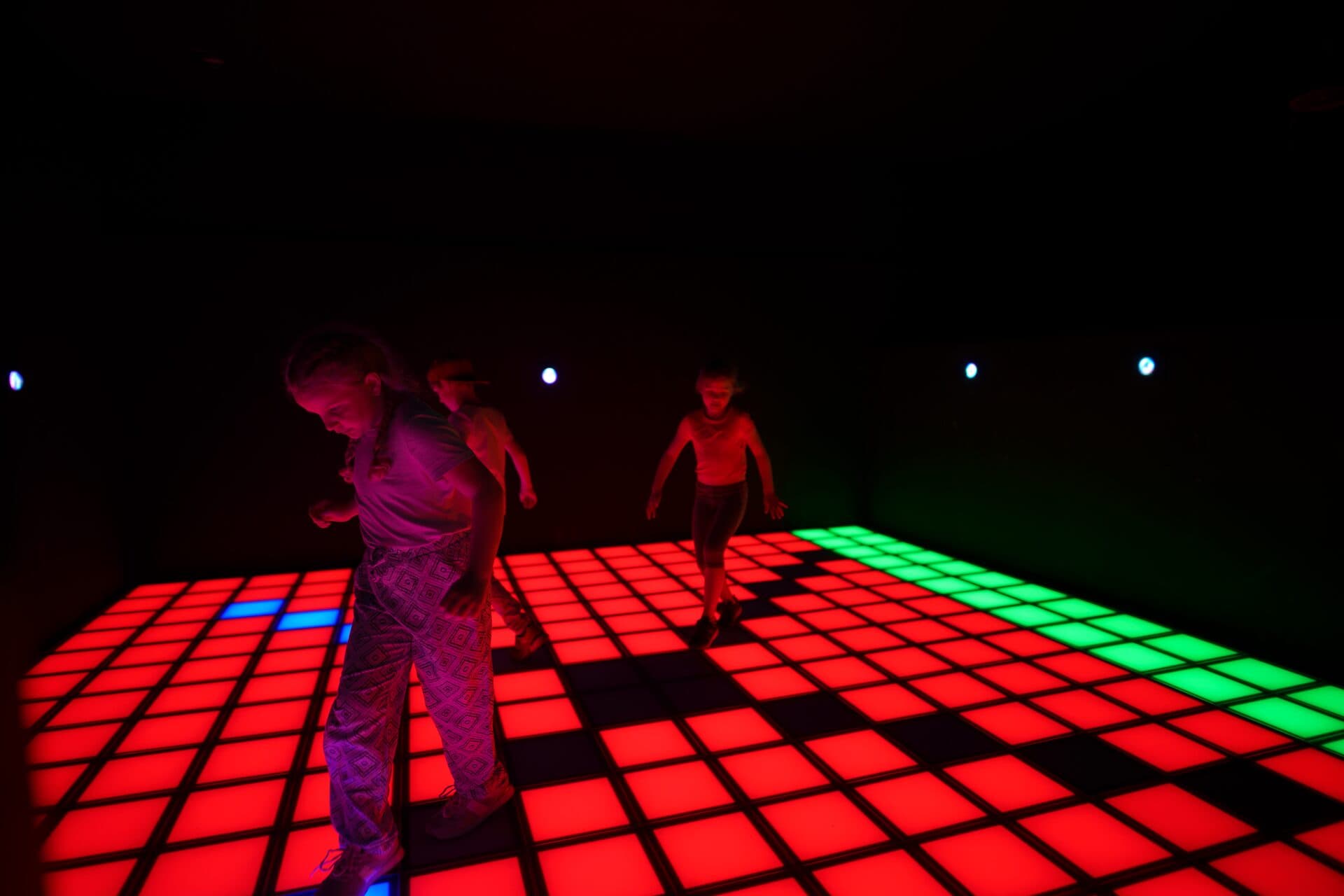 Leuchtboden Erlebnis für Kinder und Erwachsene